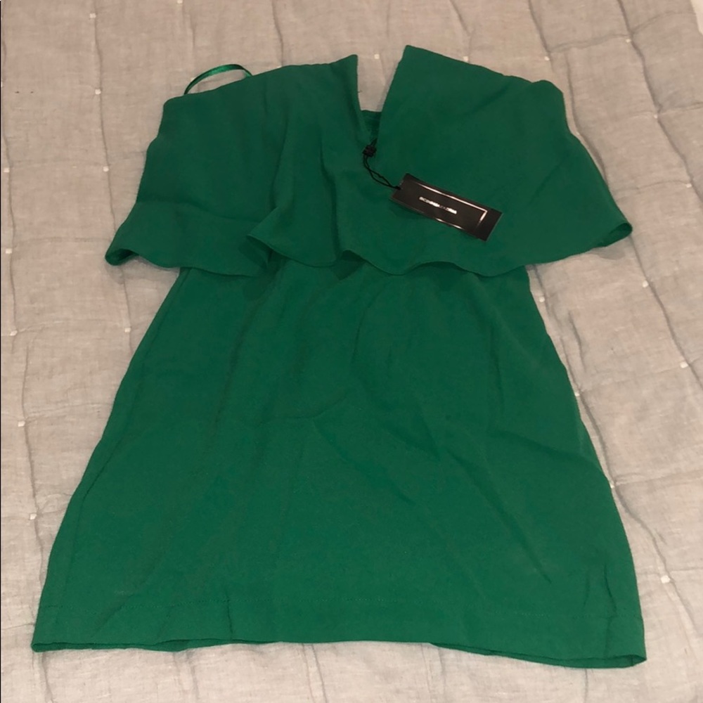 BCBG kelly green strapless mini dress, size 6